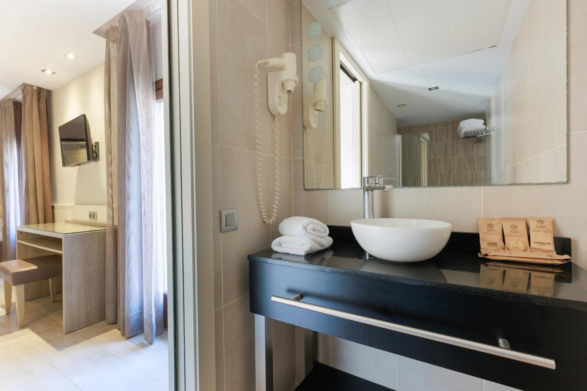 Hotel Santa Marta Barcelona Pokoj fotografie