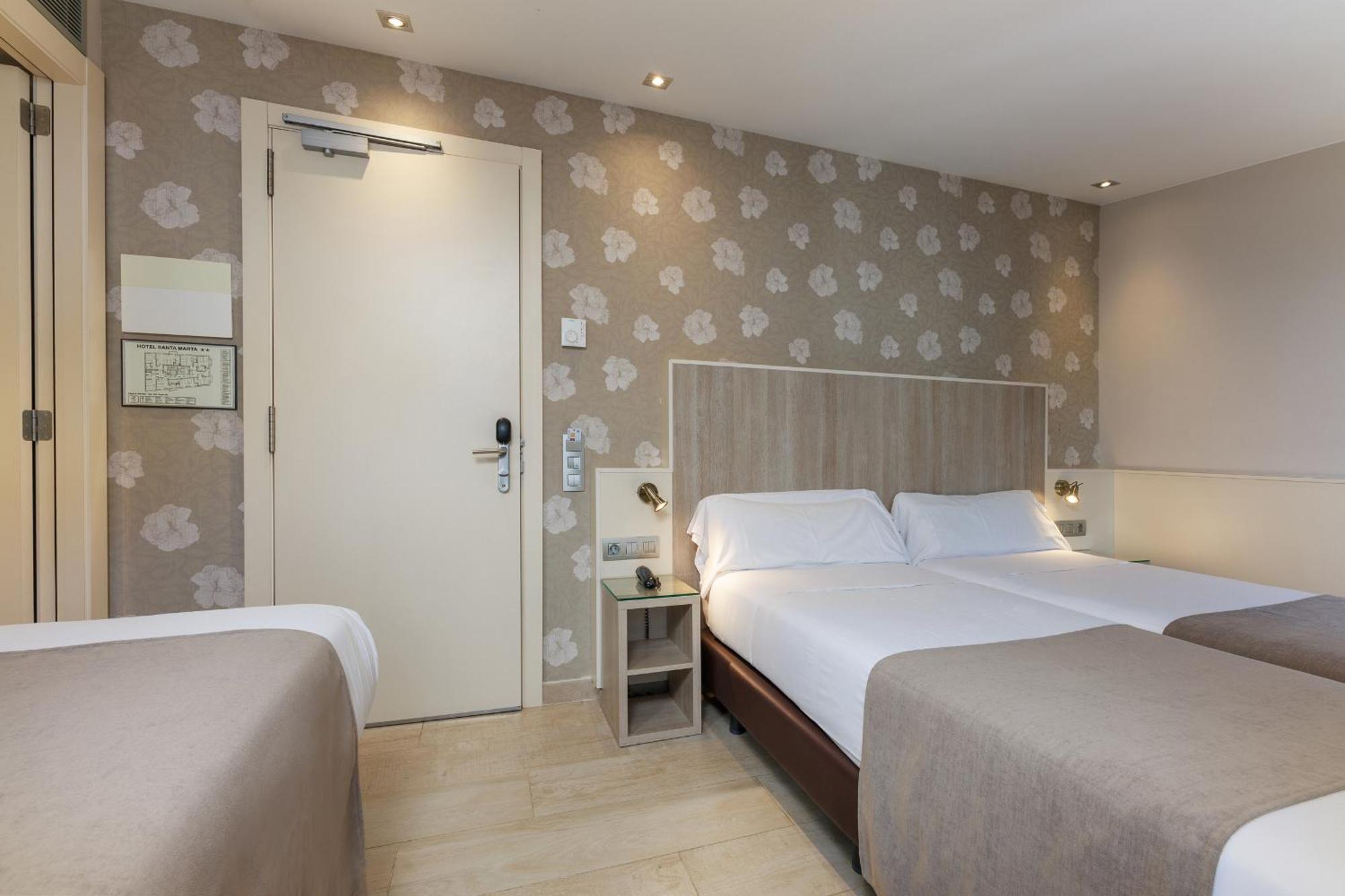 Hotel Santa Marta Barcelona Pokoj fotografie
