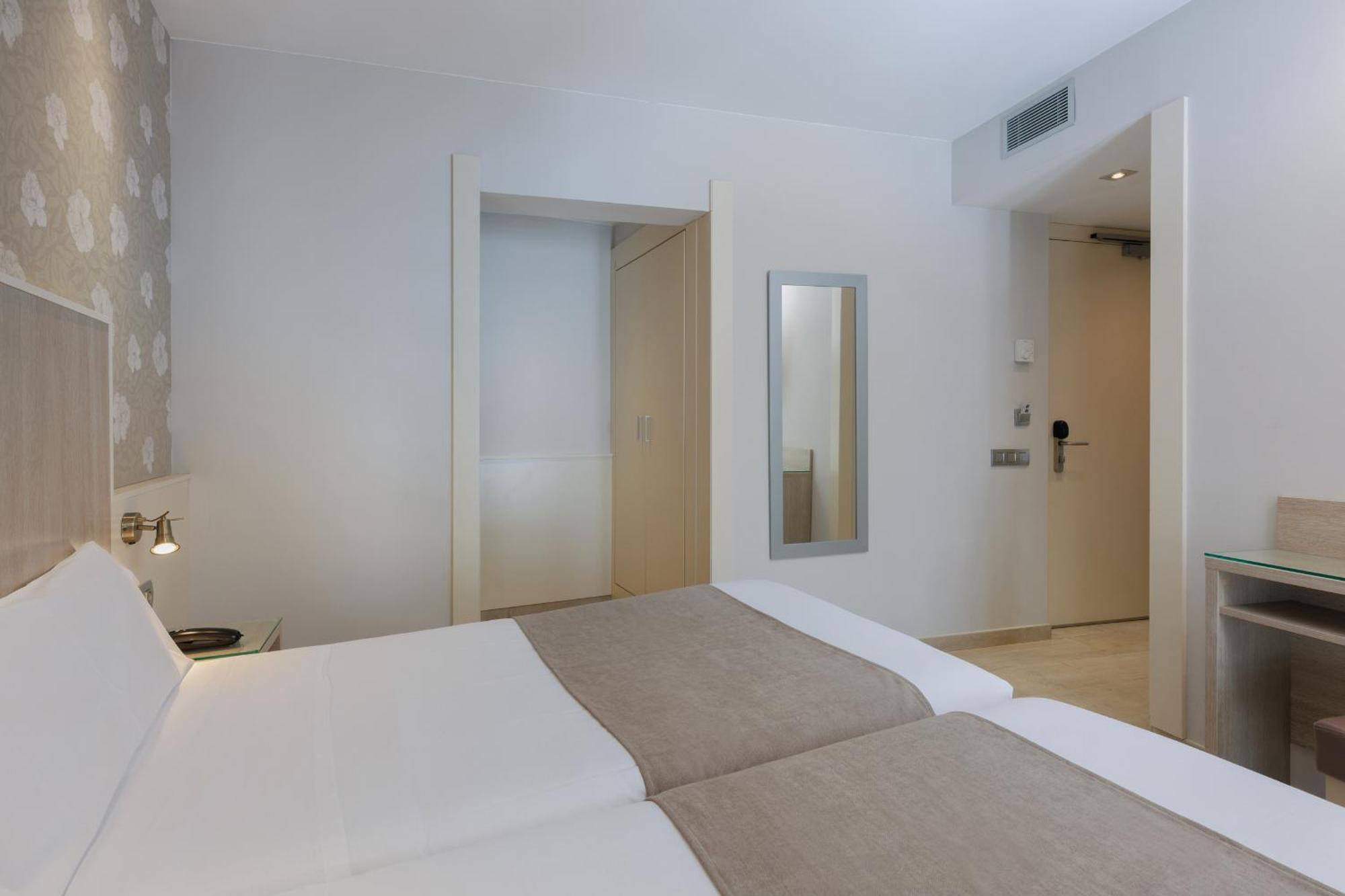 Hotel Santa Marta Barcelona Pokoj fotografie